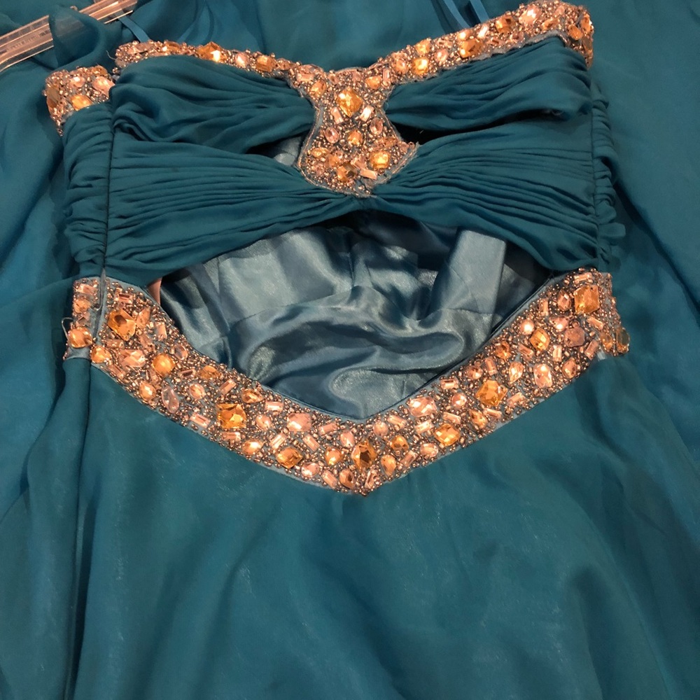 Ball gown
